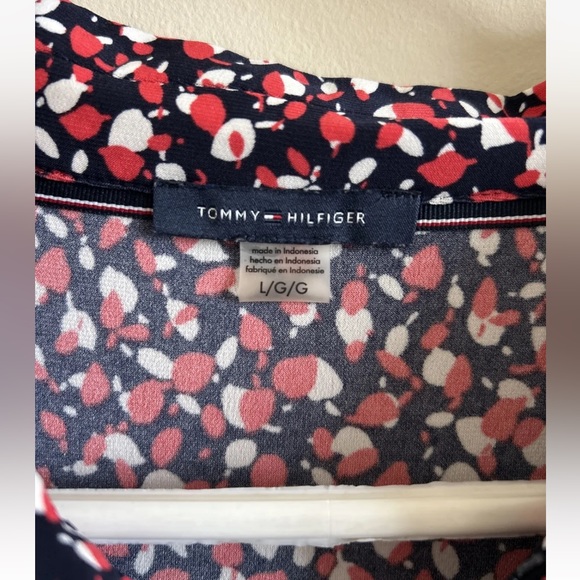 Tommy Hilfiger Women’s Collared Top Red White And Blue Size Large EUC - Picture 5 of 5